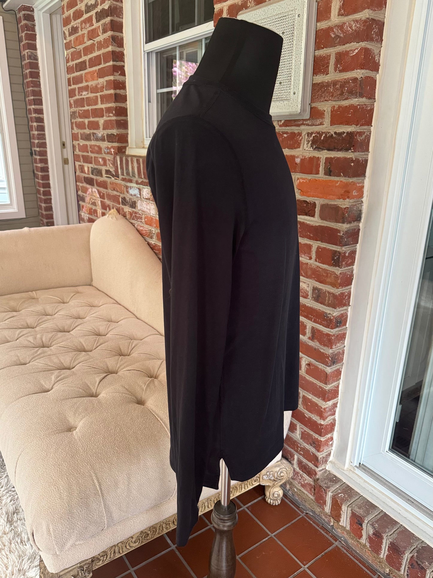 All In Motion Black Performance Top - Sweat-Wicking, Stretchy & Stylish for Ultimate Comfort