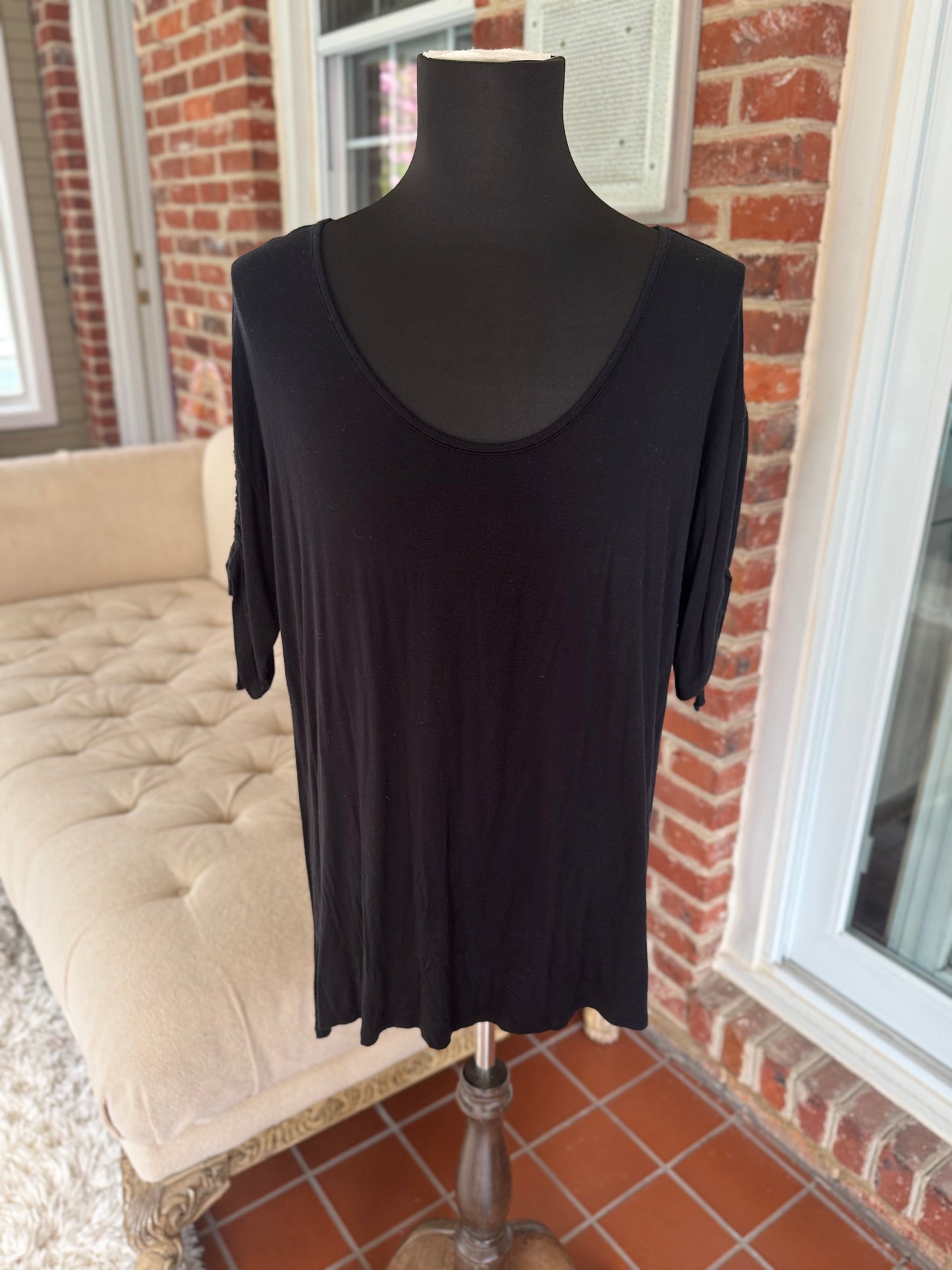 Amazon Luxe Black 3/4 Sleeve Top – Effortlessly Chic in 3X