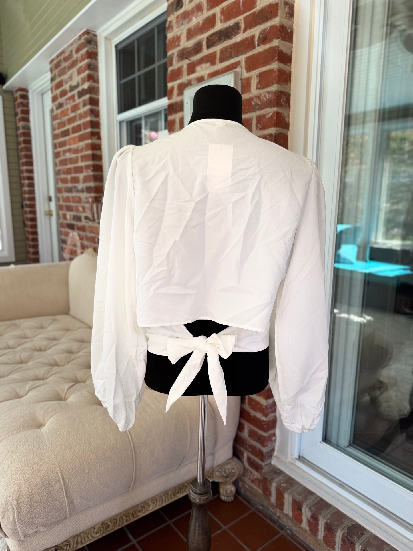 Amazon Fresh Start Chic White Blouse - Elegant XL Design, New With Tags